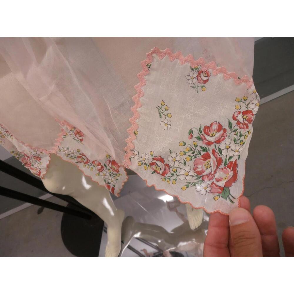 40s 50s Silk Organza Apron Mother Daughter Set Light Pink Red Roses Handkerchief - Picture 9 of 16